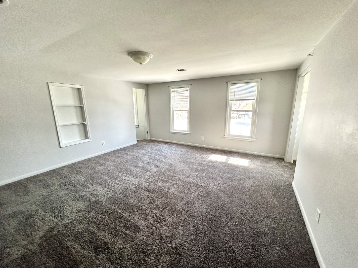 219 Osage Street, Unit 219 Wauconda, IL 60084 - Photo 4 of 11