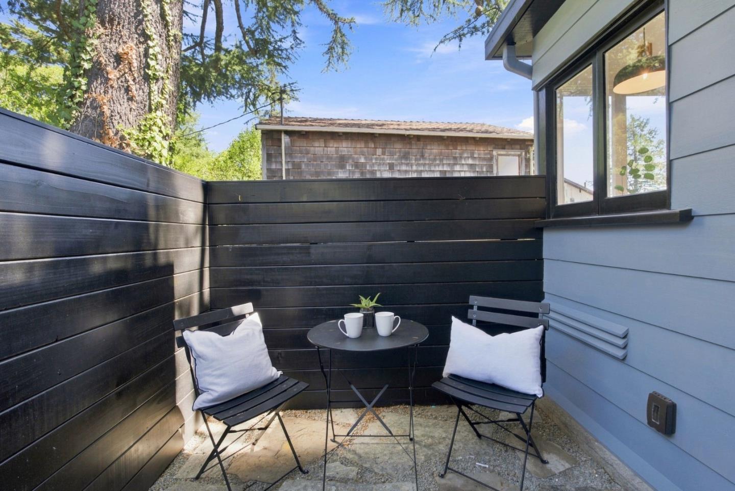 5915 Rincon Drive Oakland, CA 94611 - Photo 12 of 41 Gallery Image 12