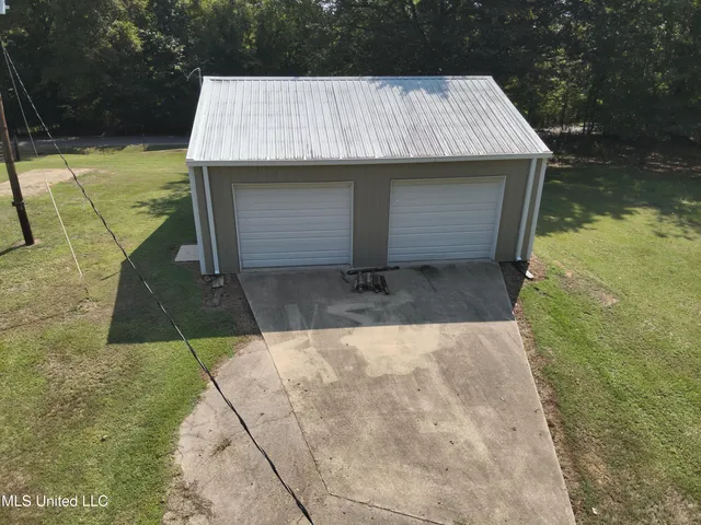 $260,000 | 2077 Bethel Church Road, Holcomb, MS 38940
