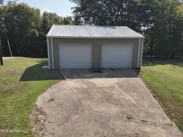 $260,000 | 2077 Bethel Church Road, Holcomb, MS 38940