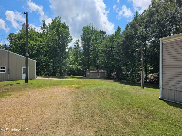 $260,000 | 2077 Bethel Church Road, Holcomb, MS 38940