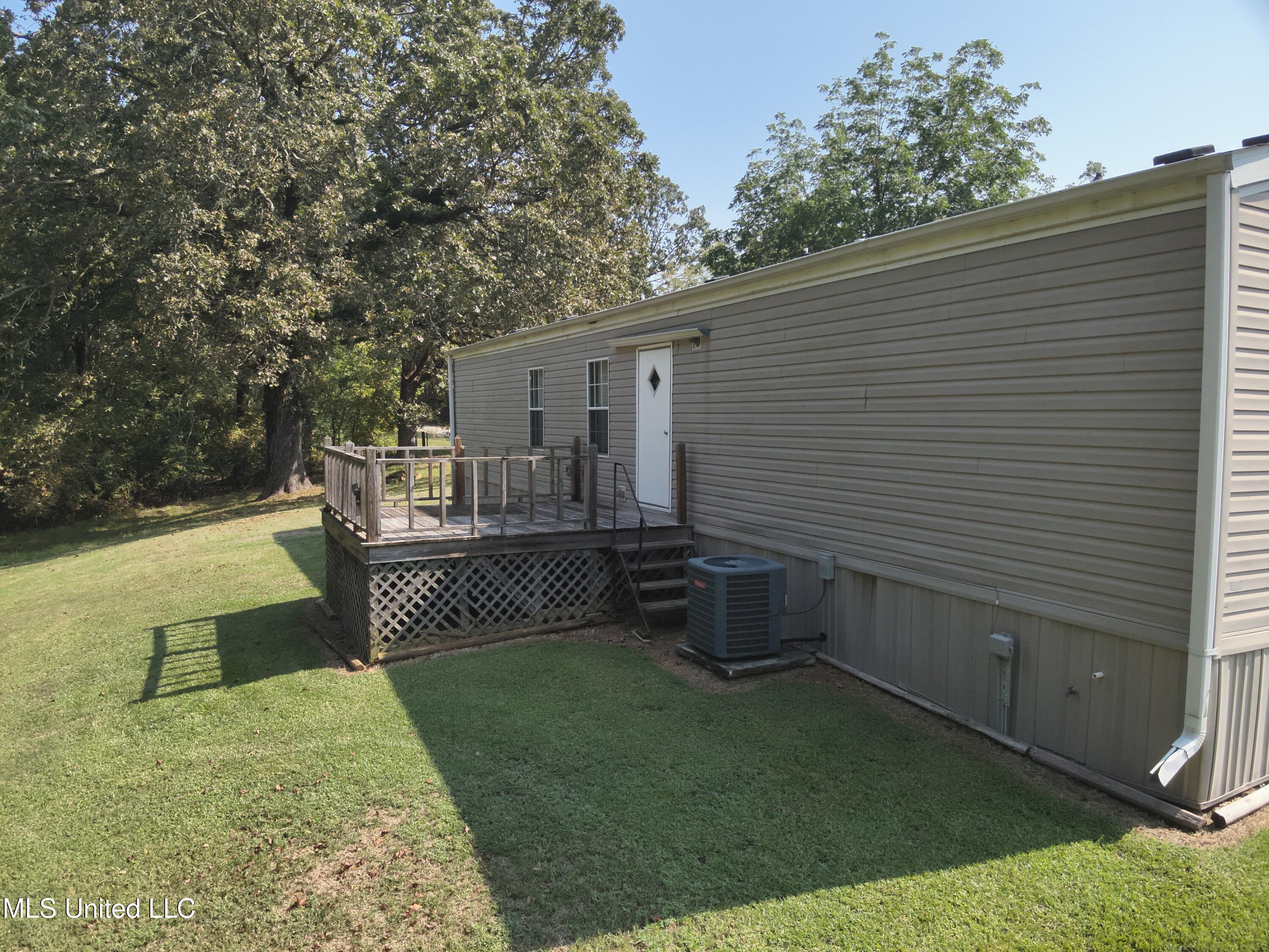2077 Bethel Church Road Holcomb, MS 38940 - Photo 10 of 24 DJI_20250916105035_0026_V