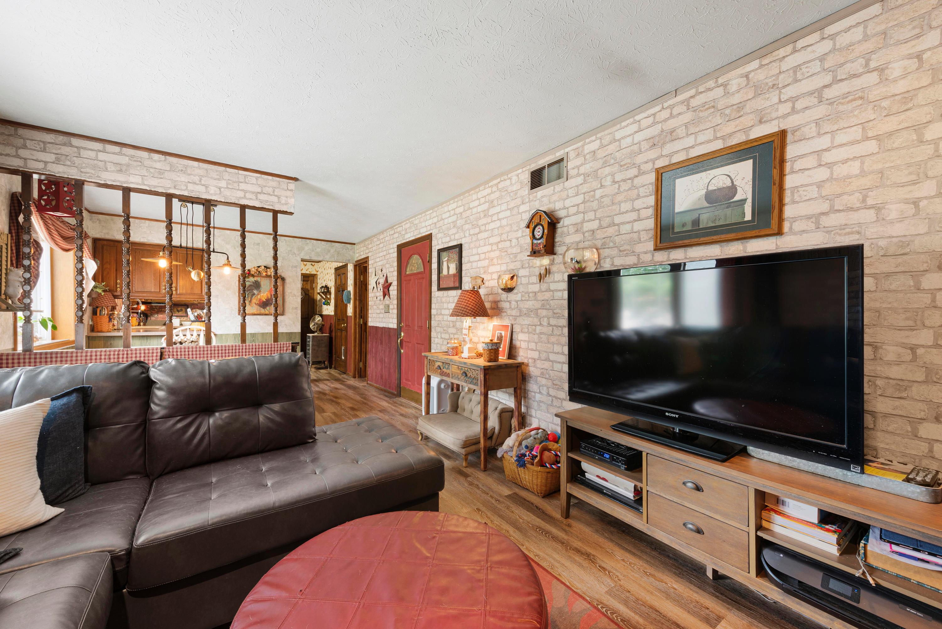 1390 Ginder Road Northwest Lancaster, OH 43130 - Photo 13 of 65 Gallery Image 13
