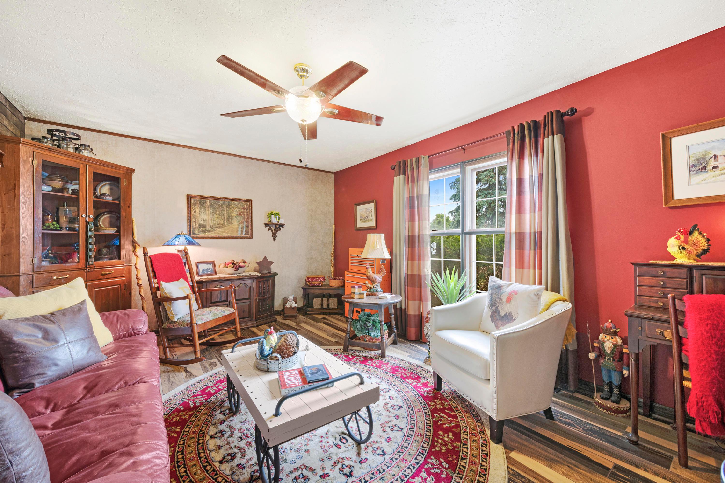 1390 Ginder Road Northwest Lancaster, OH 43130 - Photo 6 of 65 Gallery Image 6