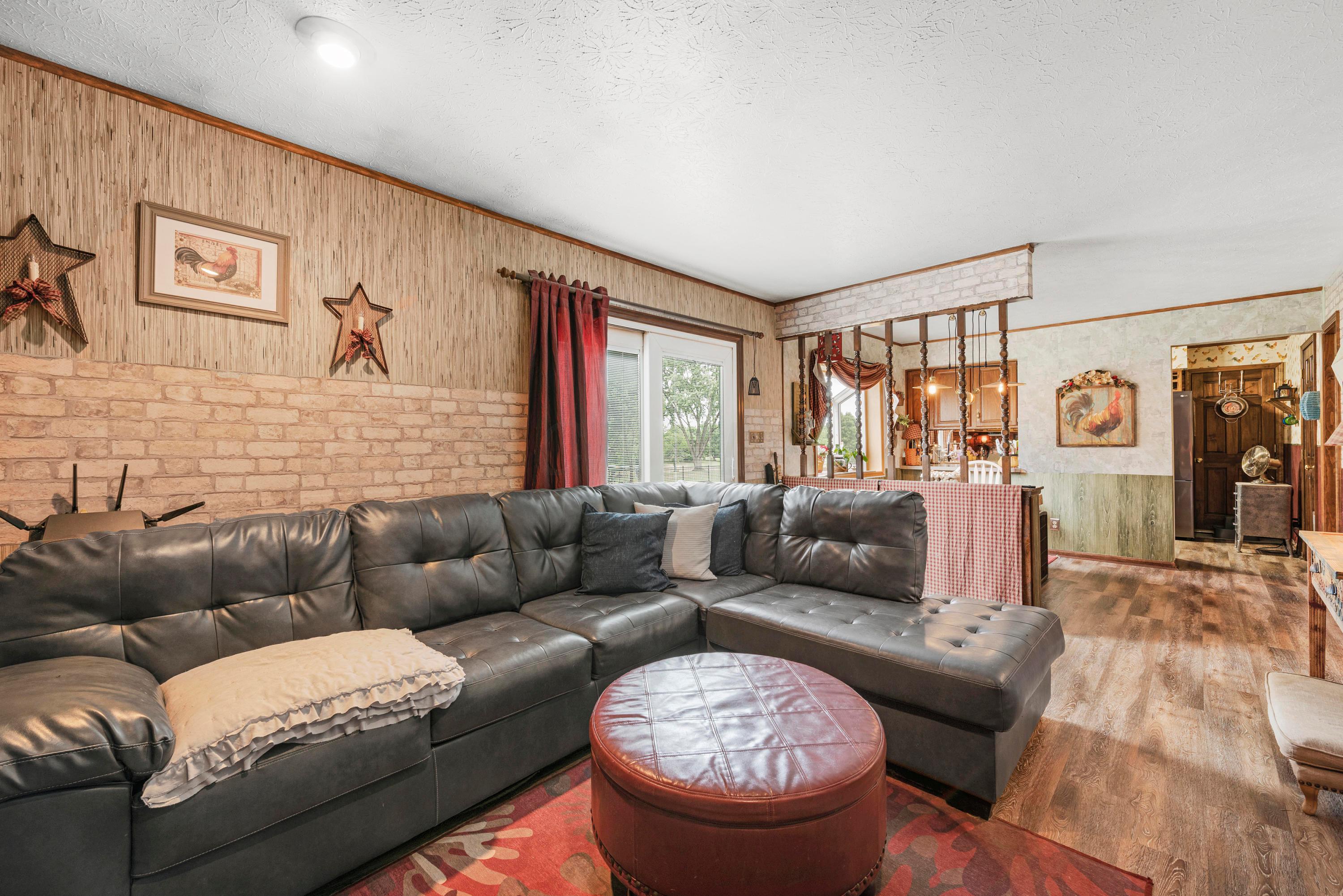 1390 Ginder Road Northwest Lancaster, OH 43130 - Photo 10 of 65 Gallery Image 10