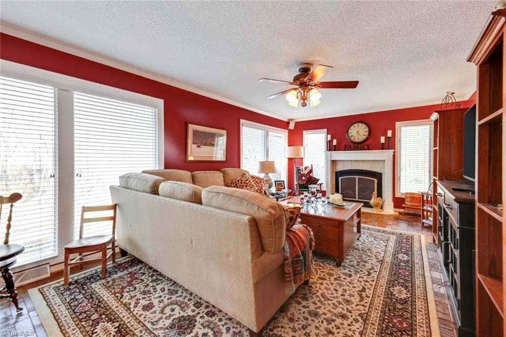 1504 Williams Road Lewisville, NC 27023 - Photo 5 of 46 Gallery Image 5