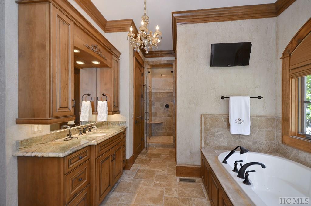 605 Ledgeview Road Cashiers, NC 28717 - Photo 26 of 46 Gallery Image 26