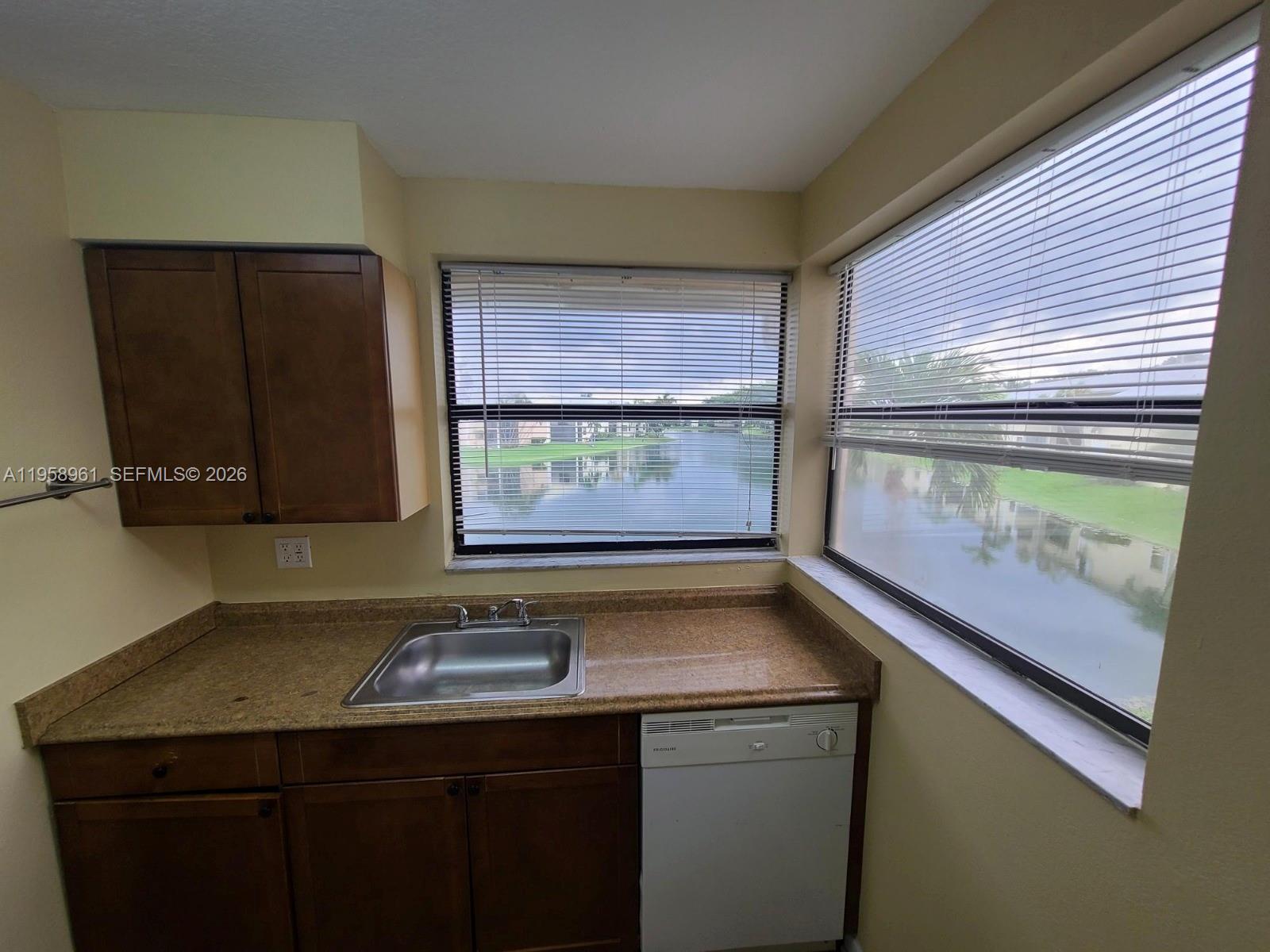 1002 Adams Avenue, Unit 1002D Homestead, FL 33034 - Photo 16 of 18