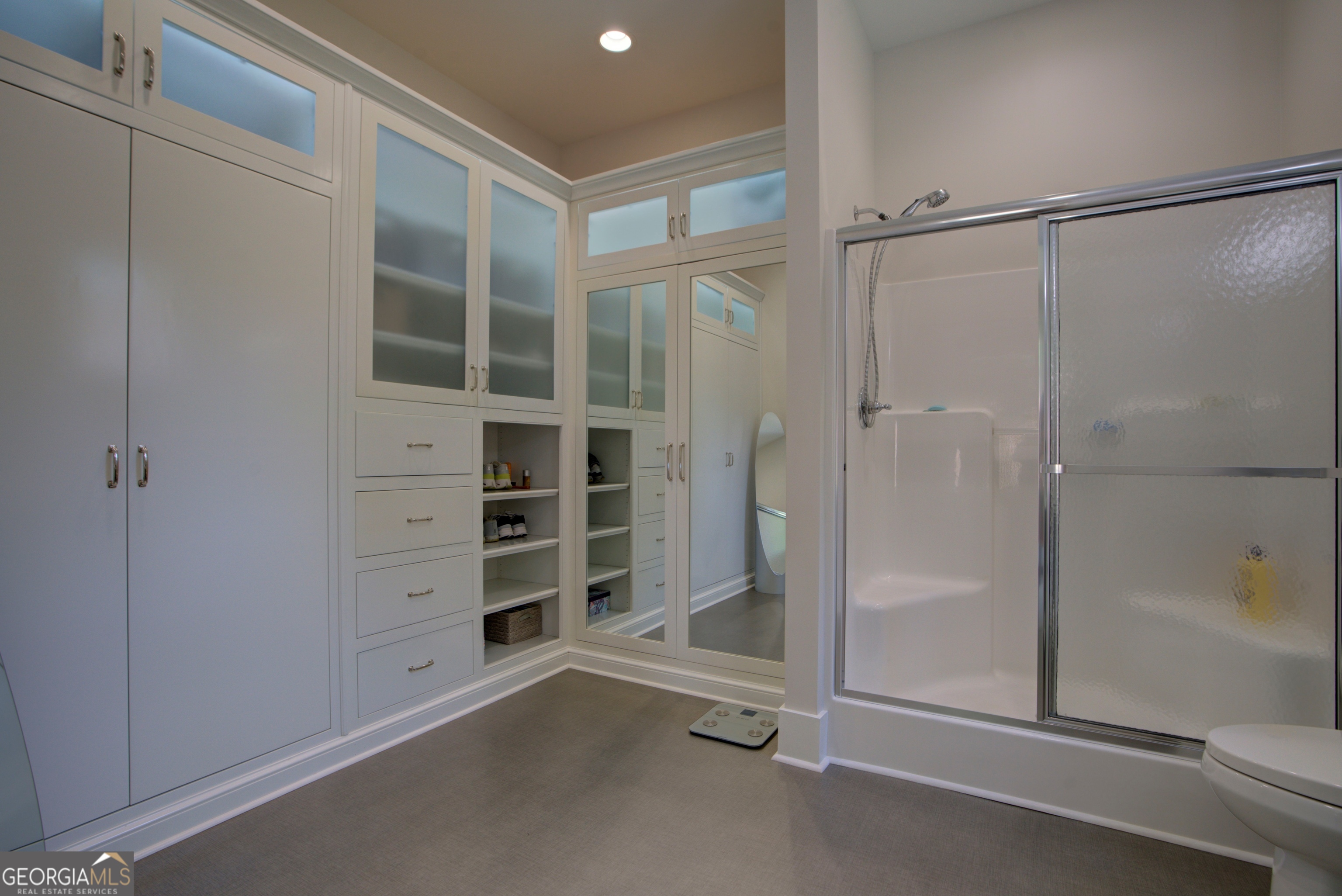 610 Kings Bridge Road Cave Spring, GA 30124 - Photo 44 of 72 a room with walk in closet and bathroom