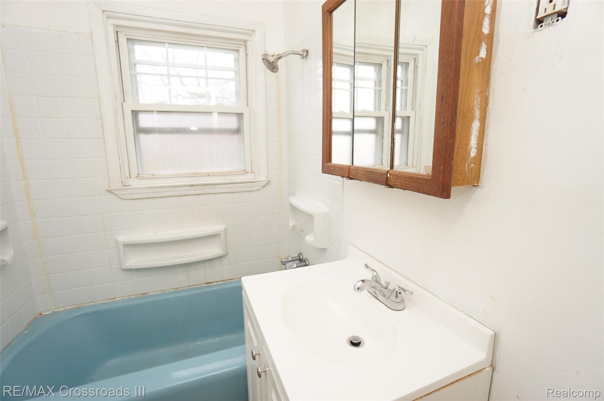 6717 Middlebelt Road Romulus, MI 48174 - Photo 15 of 22 DSC00069.JPG