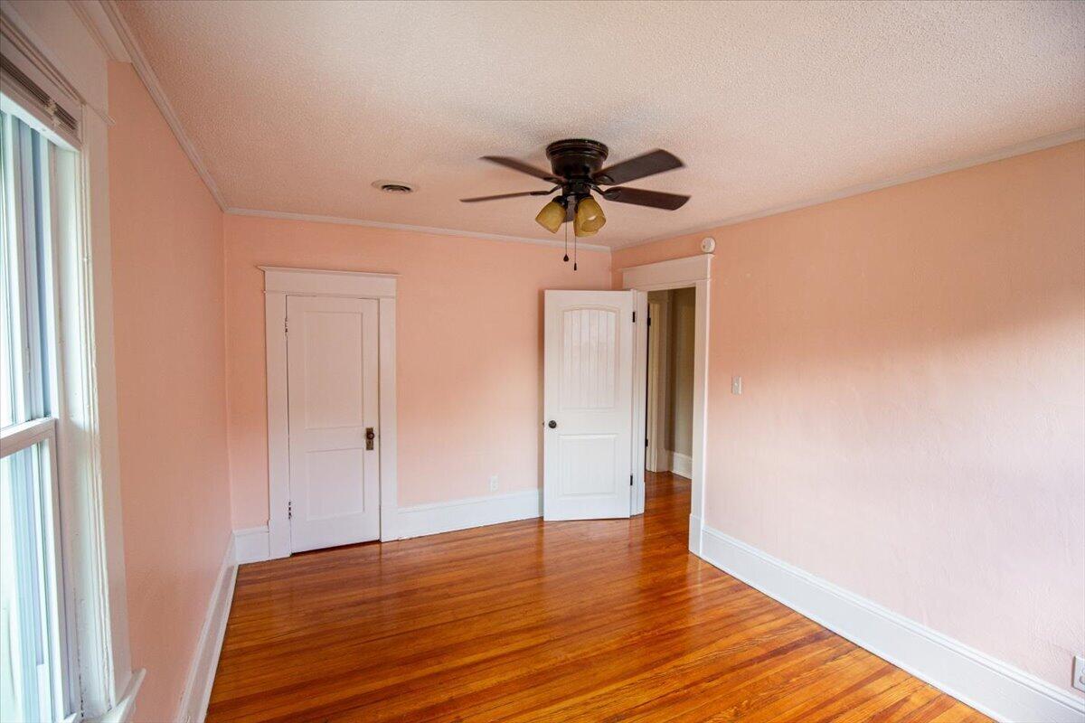 2446 Montvale Road Southwest Roanoke, VA 24015 - Photo 29 of 43 31-2446-Montvale-32