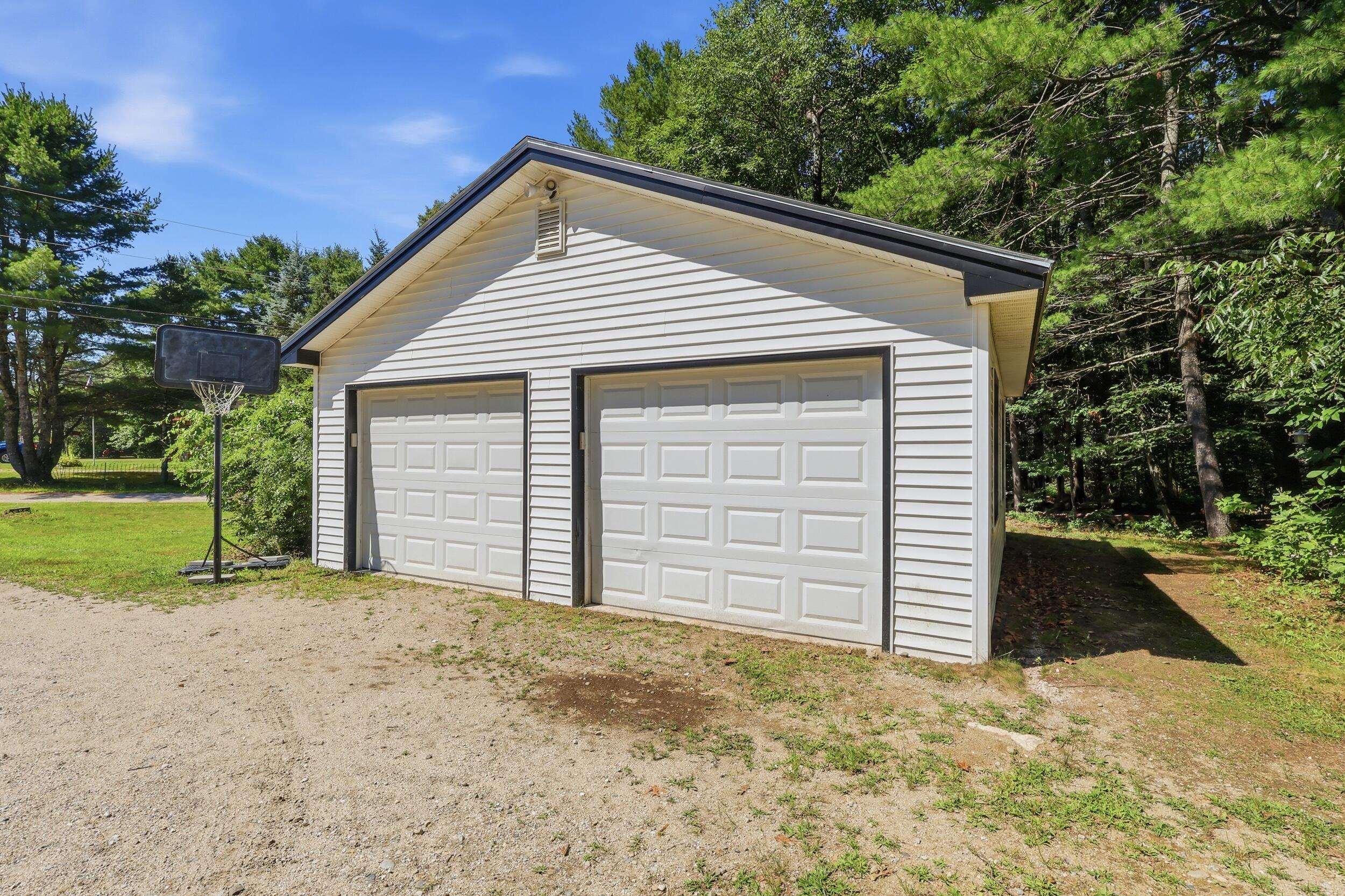 37 Shaw Road New Gloucester, ME 04260 - Photo 7 of 63 3_breauxmediaco_002