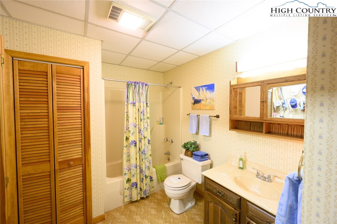 4081 Howard's Creek Road Boone, NC 28607 - Photo 26 of 44