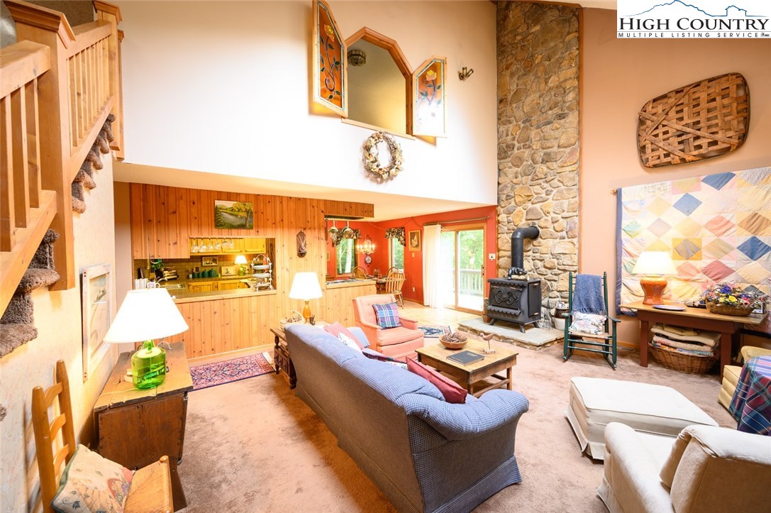 4081 Howard's Creek Road Boone, NC 28607 - Photo 8 of 44