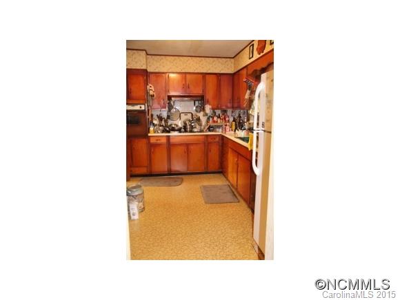 344 Warren Wilson Road Swannanoa, NC 28778 - Photo 7 of 10 Gallery Image 7