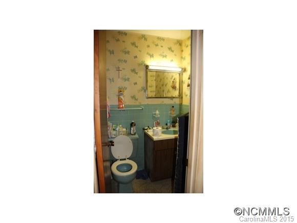 344 Warren Wilson Road Swannanoa, NC 28778 - Photo 9 of 10 Gallery Image 9