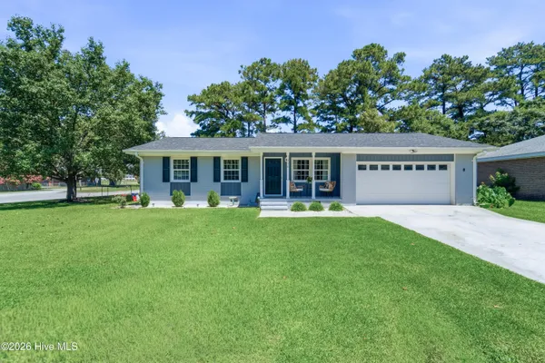 $1,895 | 110 Estate Drive, Jacksonville, NC 28540
