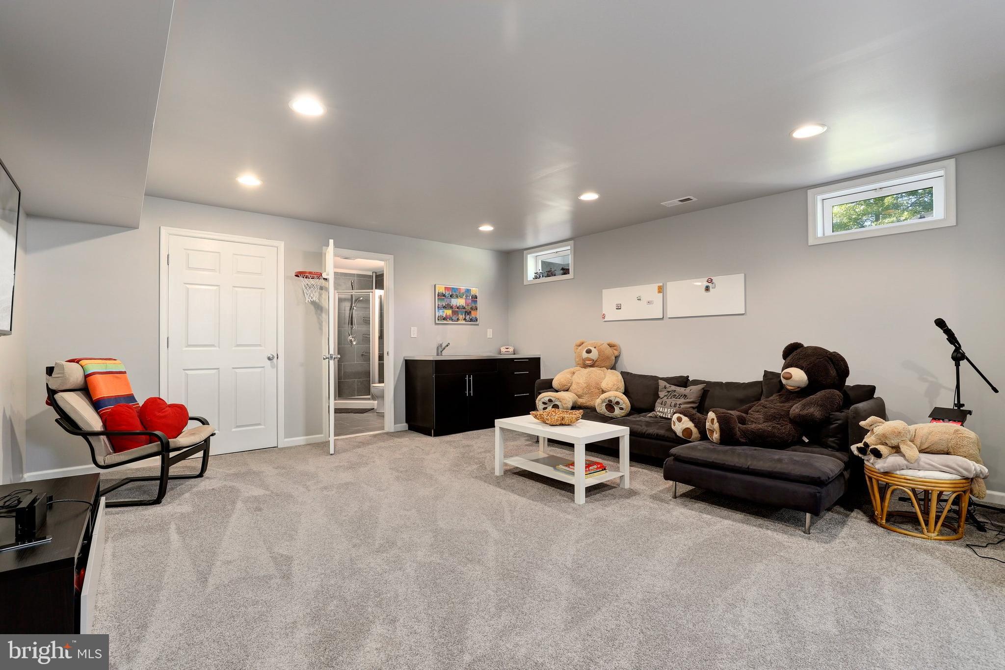 4319 Jordan Way Nottingham, MD 21236 - Photo 37 of 49 Gallery Image 37