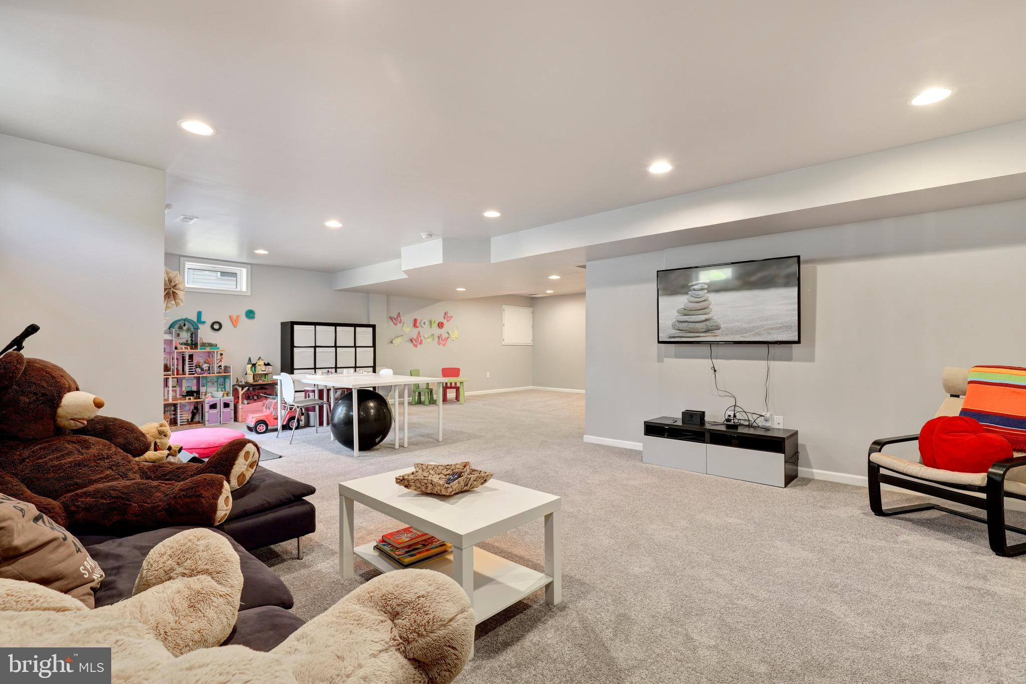 4319 Jordan Way Nottingham, MD 21236 - Photo 38 of 49 Gallery Image 38