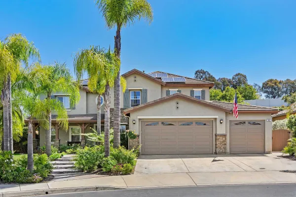 $1,349,000 | 365 Charles Swisher Court, Fallbrook, CA 92028