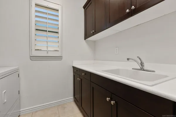 $1,349,000 | 365 Charles Swisher Court, Fallbrook, CA 92028