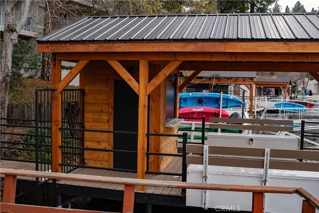 a view of outdoor space