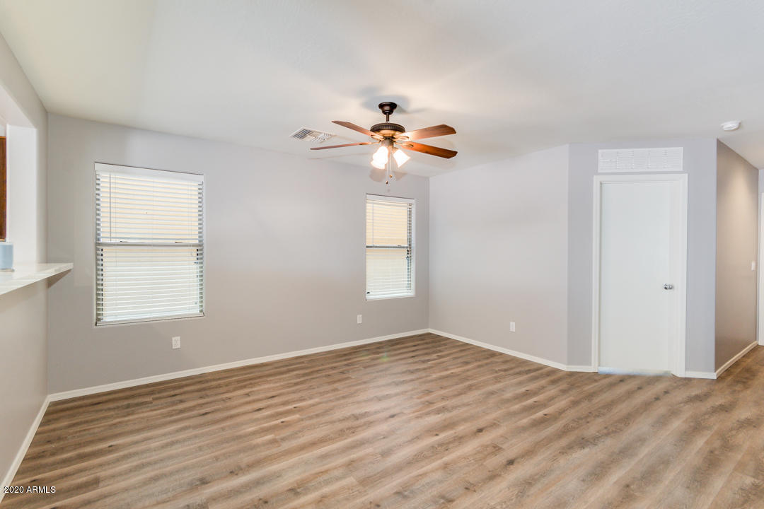 3577 East Harwell Road Gilbert, AZ 85234 - Photo 7 of 33 07-Harwell
