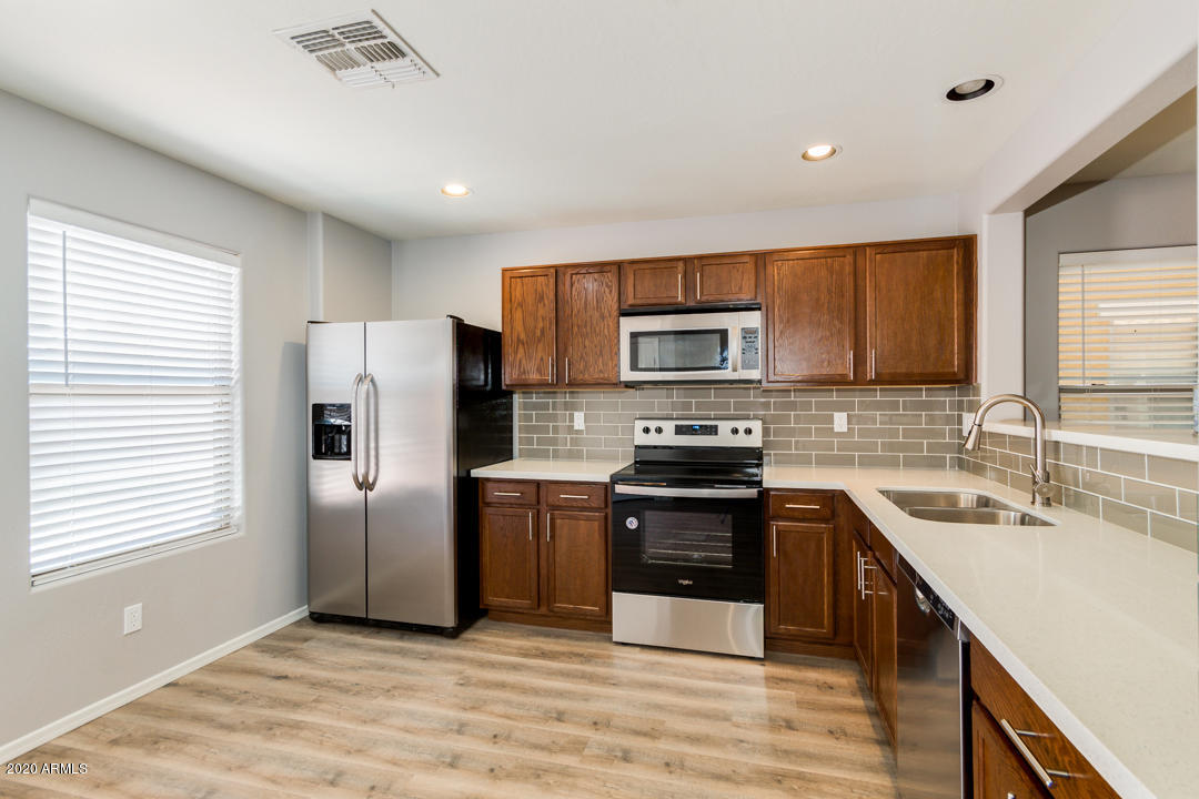 3577 East Harwell Road Gilbert, AZ 85234 - Photo 9 of 33 09-Harwell