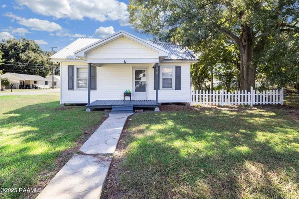 $96,000 | 412 East E Street, Rayne, LA 70578