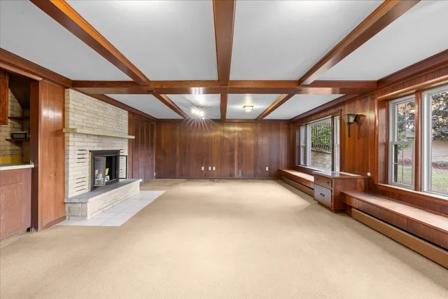 $399,900 | W7085 Hillside Drive, Scott, WI 53001