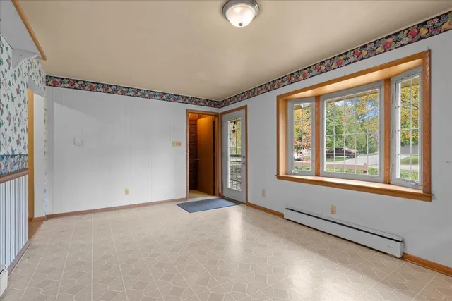 $399,900 | W7085 Hillside Drive, Scott, WI 53001