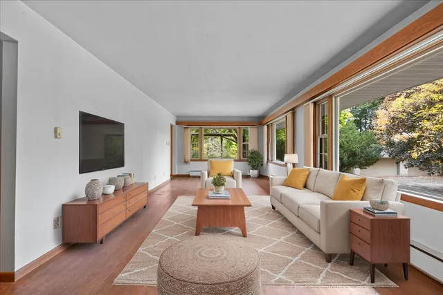 $399,900 | W7085 Hillside Drive, Scott, WI 53001