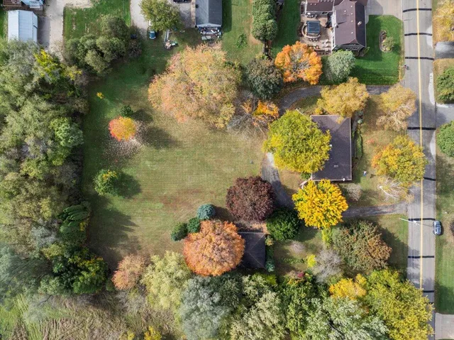 $399,900 | W7085 Hillside Drive, Scott, WI 53001