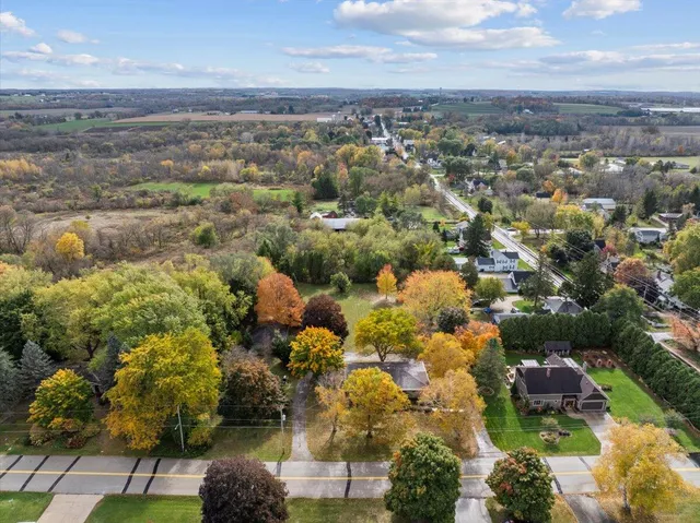 $399,900 | W7085 Hillside Drive, Scott, WI 53001