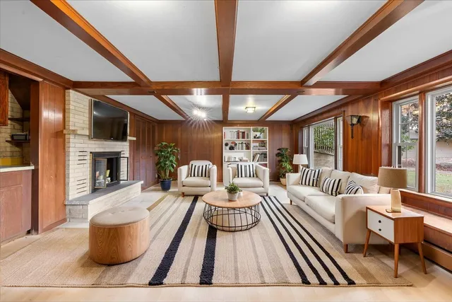 $399,900 | W7085 Hillside Drive, Scott, WI 53001