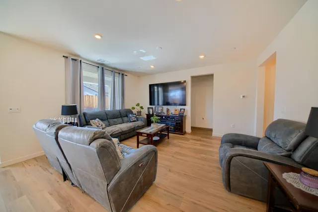 $560,000 | 2132 Emerald Rnch Road, Patterson, CA 95363