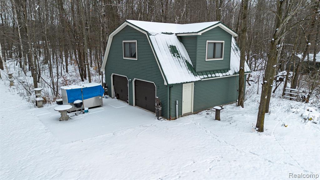 4661 Sheridan Road Vassar, MI 48768 - Photo 2 of 20
