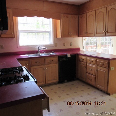 12025 Harcum Road Gloucester, VA 23061 - Photo 4 of 24 Gallery Image 4
