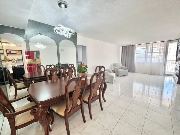 $2,550 | 250 174th Street, Unit 1912, Sunny Isles Beach, FL 33160