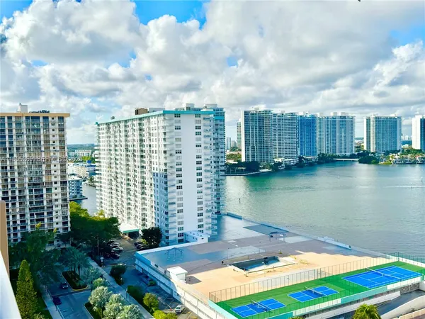 $2,550 | 250 174th Street, Unit 1912, Sunny Isles Beach, FL 33160