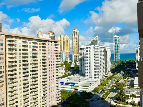 $2,550 | 250 174th Street, Unit 1912, Sunny Isles Beach, FL 33160