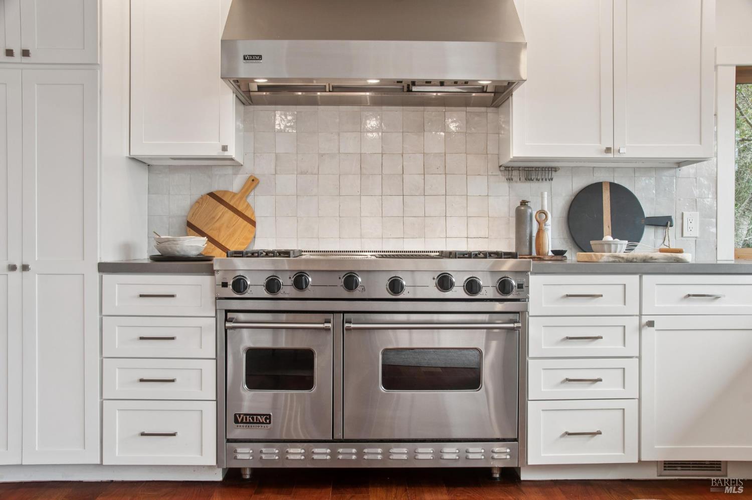 30 Edgehill Road Mill Valley, CA 94941 - Photo 12 of 41