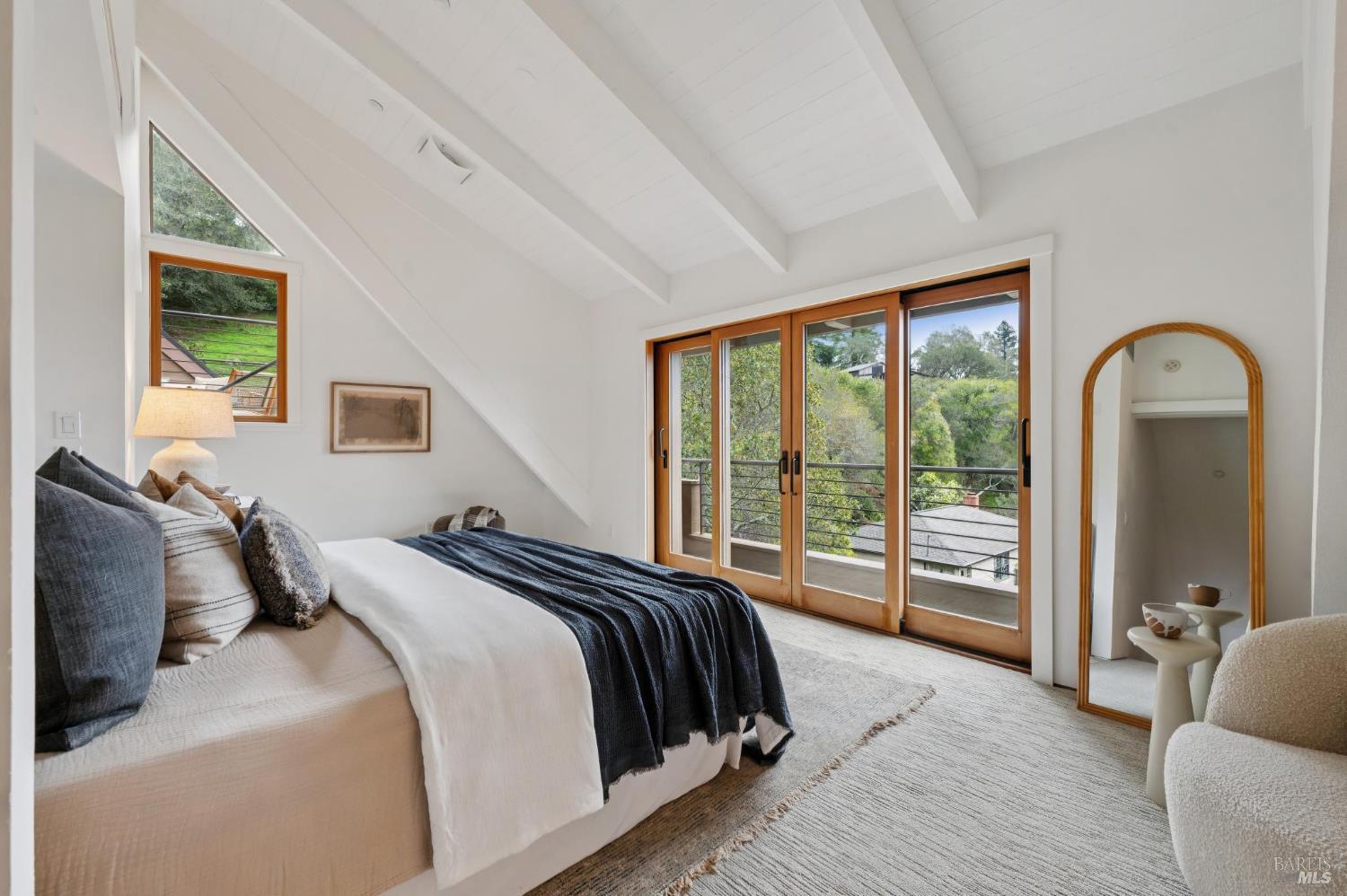 30 Edgehill Road Mill Valley, CA 94941 - Photo 15 of 41