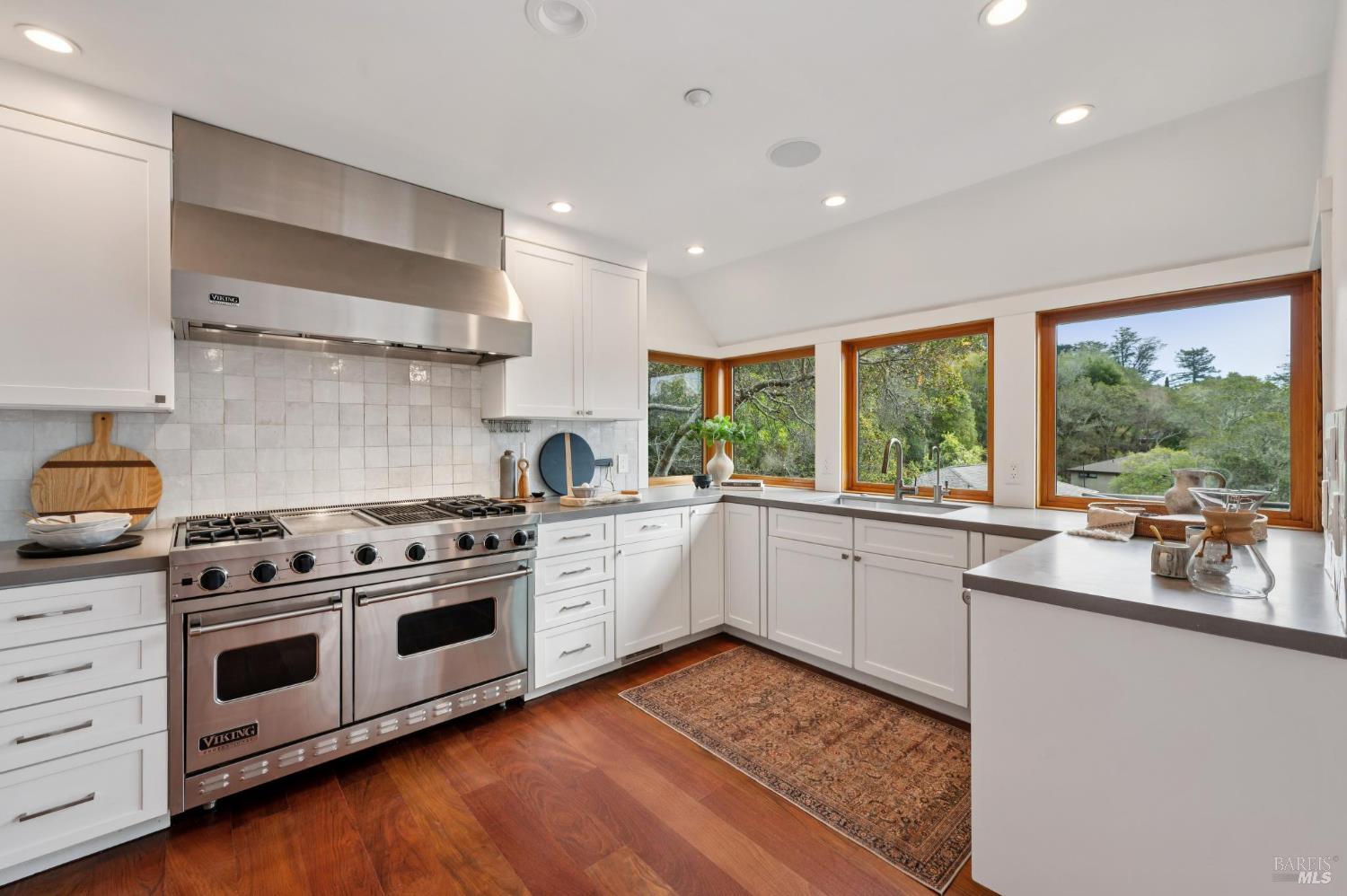 30 Edgehill Road Mill Valley, CA 94941 - Photo 10 of 41