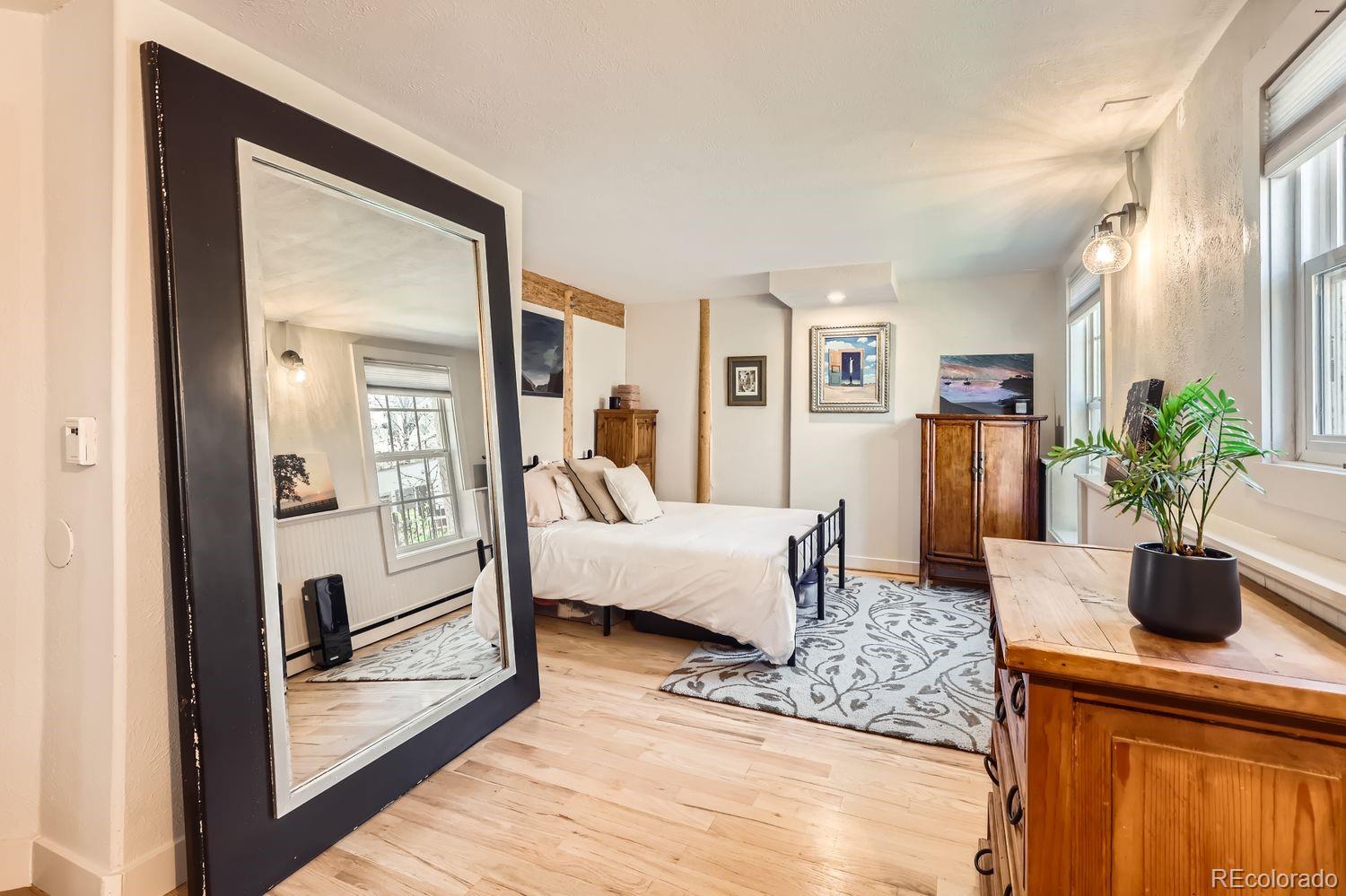 2314 Dexter Street Denver, CO 80207 - Photo 14 of 28