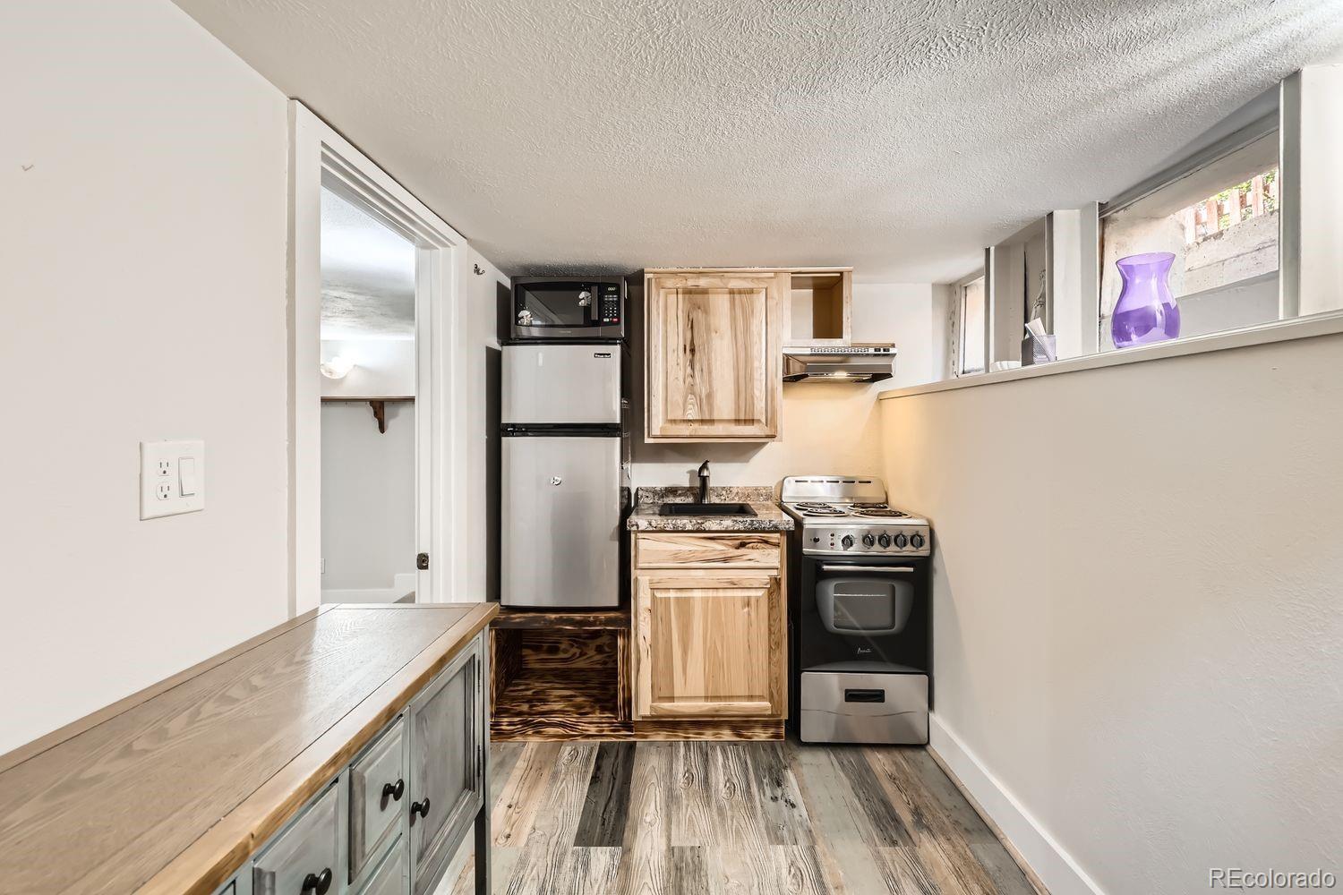 2314 Dexter Street Denver, CO 80207 - Photo 22 of 28