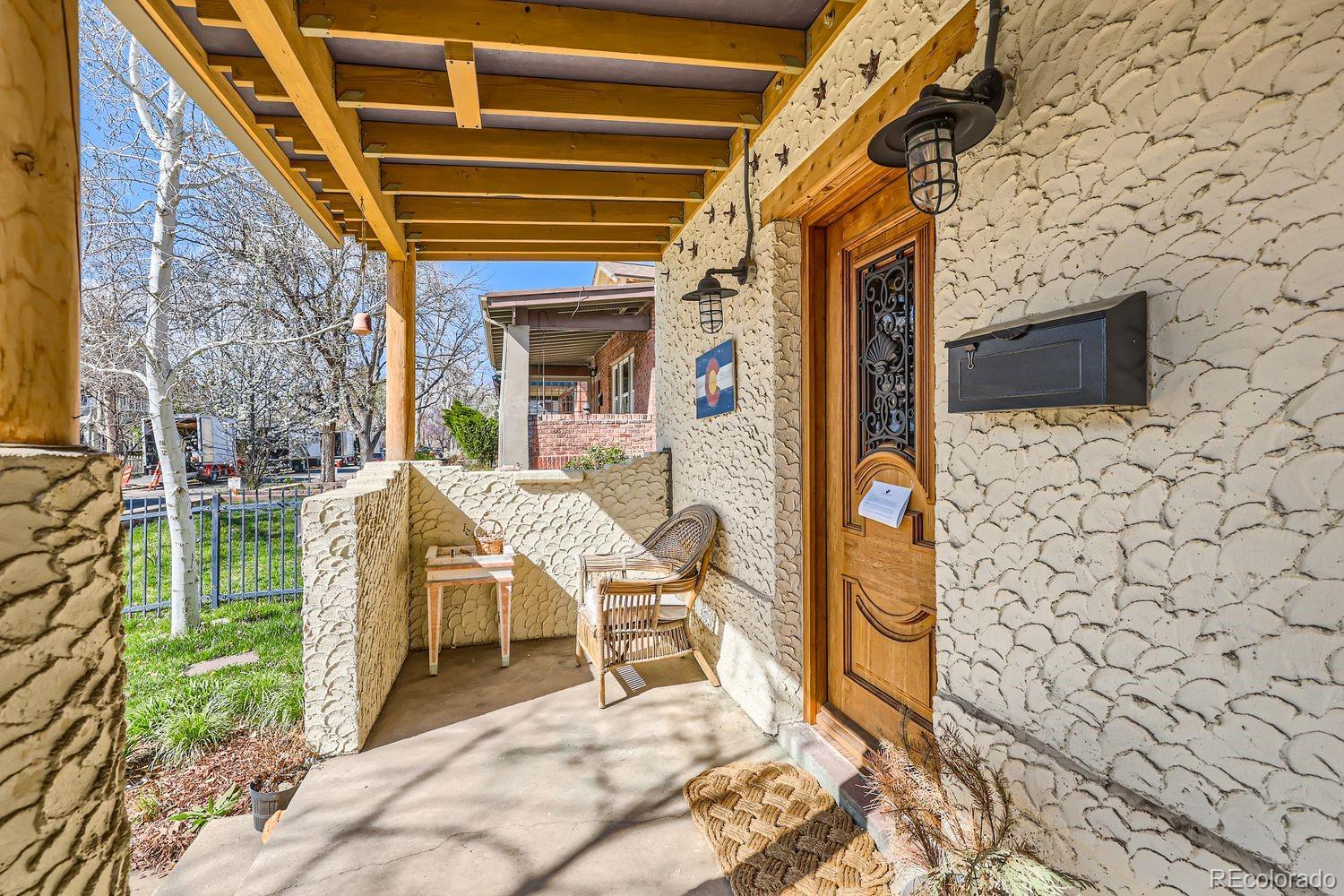 2314 Dexter Street Denver, CO 80207 - Photo 3 of 28