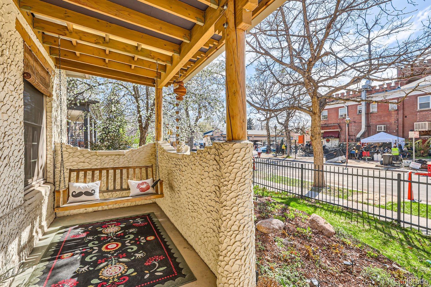 2314 Dexter Street Denver, CO 80207 - Photo 4 of 28