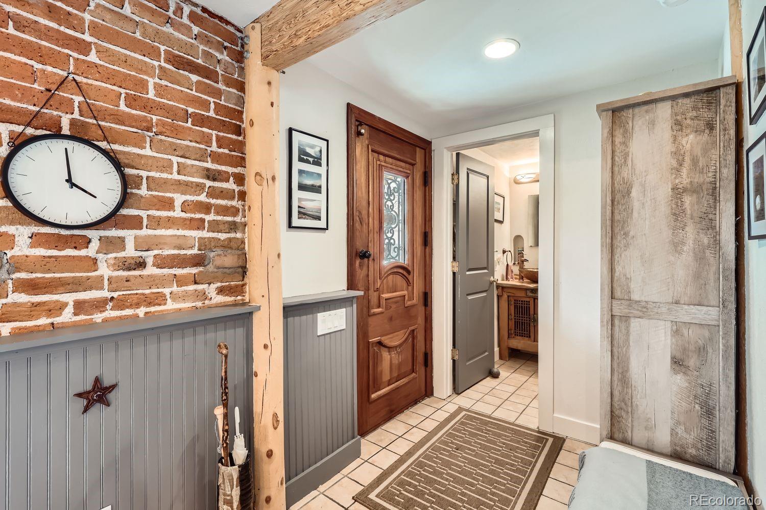 2314 Dexter Street Denver, CO 80207 - Photo 5 of 28