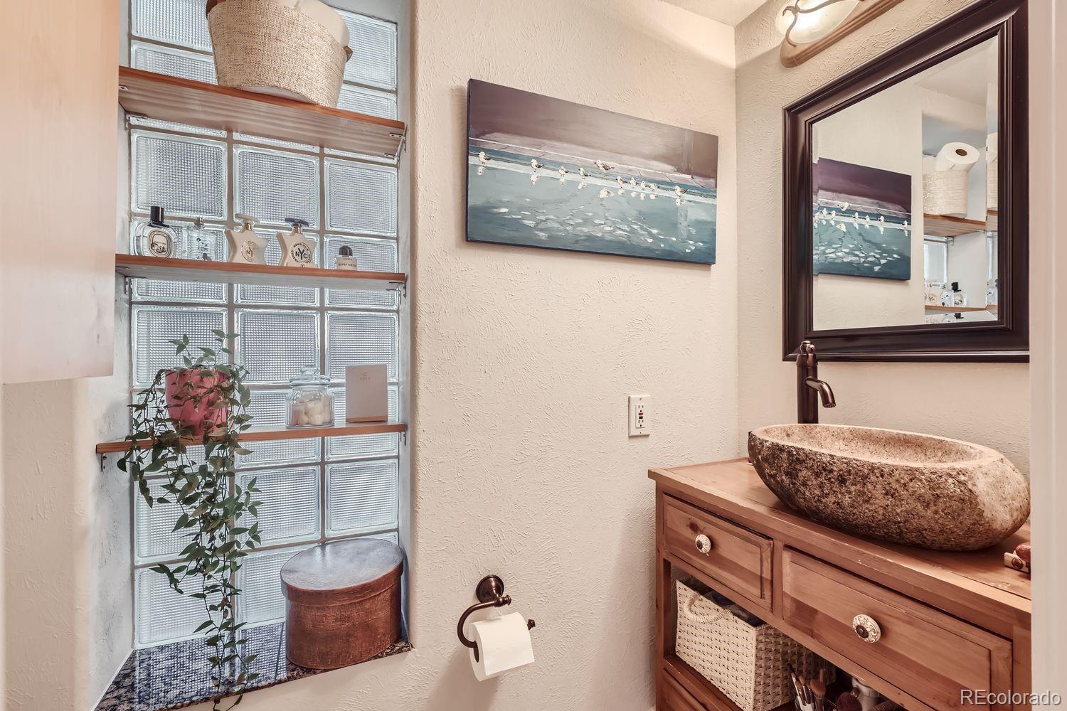 2314 Dexter Street Denver, CO 80207 - Photo 7 of 28